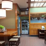 代々木屋 - 落ち着いた雰囲気