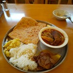 インディアン・レストラン　ロタ - 土曜日のバングラデシュカレーセット
