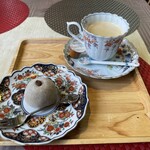 ハーバーコーヒー - 料理写真:大福 日替りコーヒーセット