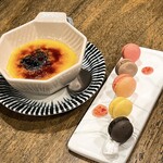 居酒屋 亀たろ - カタラーナにマカロン付けました、