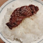 焼肉 さんすい苑 - ハラミ　オン・ザ・ライス♡