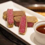 YORONIKU TOKYO AZABUDAIHILLS - 火入れ完璧なシャトーブリアンカツ。