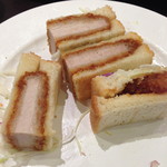 サンドッグイン神戸屋 -  