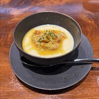 馳走西健一 - 浜名湖の胴丸(ドウマン)蟹雌の身と内子載せフラン