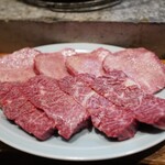 炭火焼肉ホルモンさわいし - 