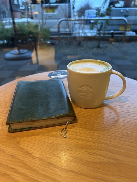 スターバックスコーヒー 秋田保戸野学園通り店（STARBUCKS COFFEE） - 泉外旭川（カフェ）の写真