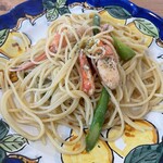 ピッツェリア イルチェッポ - ズワイガニとアスパラのペペロンチーノ