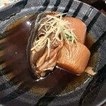 Isobee - あら煮大根@¥650(税抜)