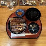 うなぎの美鶴 - 鰻丼全体