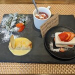 麦わら丘の朝市 - 