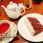 カフェ 英國屋 - チョコシフォンとブレンドティー