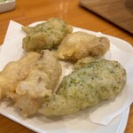 手打ちうどん 上を向いて - かしわ天