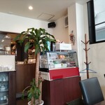 ラ ココット - 店内（カウンター側）