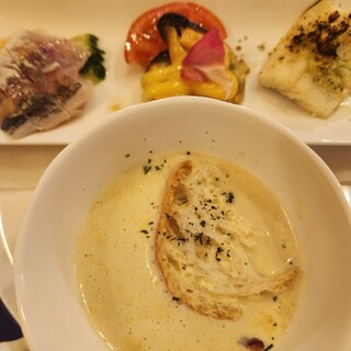 プティ シャルトルーズ_0