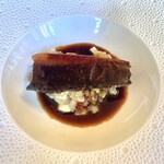 ル・ブルギニオン - 三河一色ウナギのポワレ 豚足のコンディマンとパルメザンチーズのリゾット