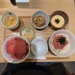 海玄 - 選べる贅沢2種丼（おまかせ丼と本まぐろのかき身
      ねぎとろ丼）　3,000円