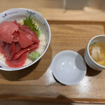 海玄 - やま幸のまぐろのおまかせ丼　2,400円