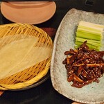277458069 - 牛肉の北京甜麺醤炒め　薄餅添え