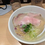 貝出汁中華そば くらむ - 