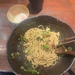 汁なし担担麺専門 キング軒 - 混ぜはじめちゃいました。