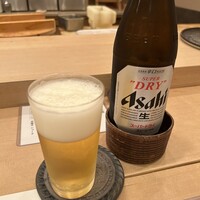 雷寿司 - 瓶ビールでスタート