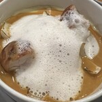 渡辺料理店 - オマール海老とリ・ド・ヴォのフリカッセ　ビスクソース