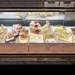 セシル ブルー - ケーキも珍しい