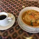 インド料理 パリワル - デザートはスープモモ