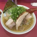 豚平 - 着丼、ラーメン