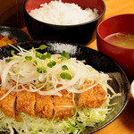 塩ねぎロースかつ定食