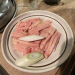 神泉ホルモン 三百屋 - 