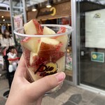 Pie stand BY FREAK'S STORE Karuizawa Purinsushoppingupurazaten