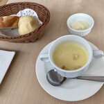 ザ・テラス - 本日のスープ(コーンポタージュ)・パン