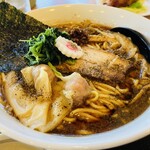 大鷹ラーメン - 特製ブラック　麺大盛り