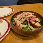 スパゴ - サラミのサラダ