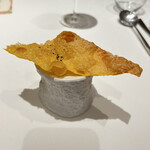Ristorante Ecru - パスタ生地の煎餅風