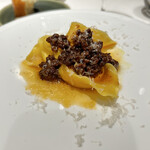 Ristorante Ecru - 熊肉のラビオリ