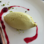 オテル・ド・ヨシノ - ピスタチオのアイス