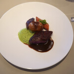 SEZANNE - 愛知県産めぐみ鴨・京都産金時人参・ムーレットソース