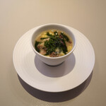 SEZANNE - 鴨のモモ肉を使ったスープ