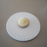 SEZANNE - 北海道産シマエビとナージュのジュレのタルト