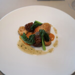 SEZANNE - 山口県産河豚・河豚の白子・黒キャベツ・毛蟹とキャロットのソース