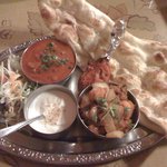 ビニータ - いろいろカレーセット（マトンチリ★★★＆アルーベイガン★★