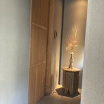 宇田津 鮨 - 中のお店入口