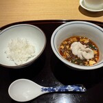眞善美 - 麻婆豆腐と土鍋ご飯