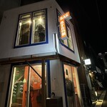 BAR ホテルの前 - 外観