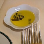 横濱元町 霧笛楼 - オリーブオイル