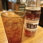 カルビ丼とスン豆腐専門店 韓丼 - ドリンク写真:ウーロン茶