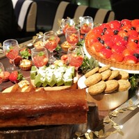 TOOTH TOOTH GARDEN RESTAURANT - 