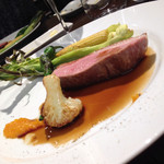 Bistrot Enry. - 分厚い鴨、ソースも全てさらえちゃったくらい美味しい